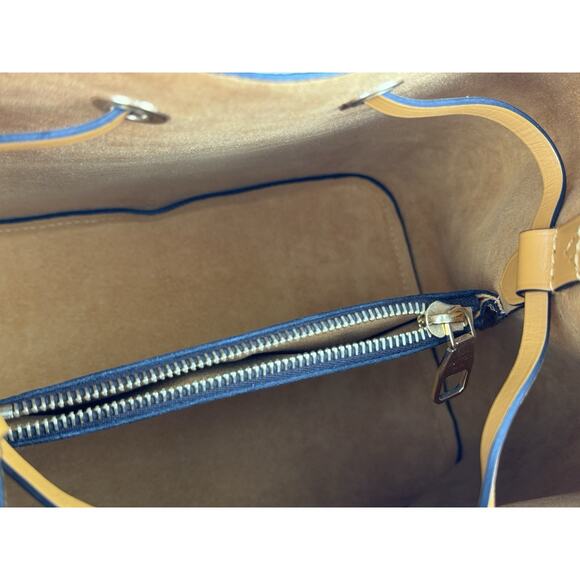 Louis Vuitton Damier Ebene Néonoé MM Shoulder Bag with Gold Hardware - Picture 13 of 16